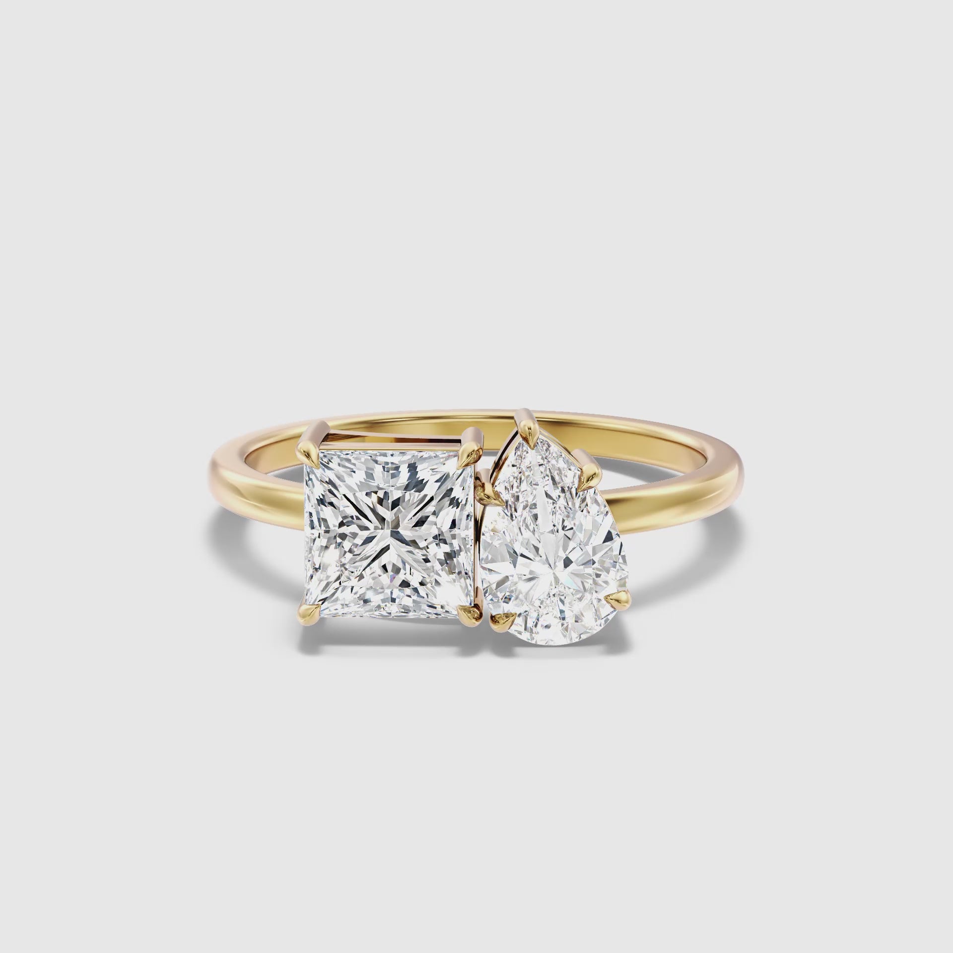 Load video: Amelia Toi Et Moi Diamond Ring With Princess And Pear Cut Diamonds